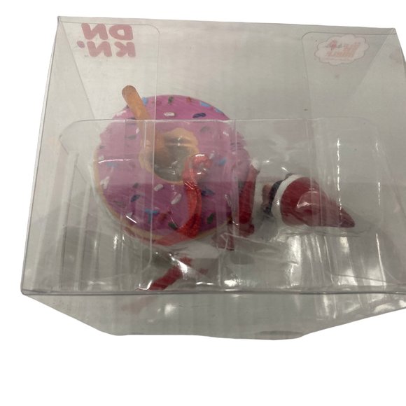 Elf On The Shelf ornament Girl With Donut Coffee Cup Iconic Logo - Picture 4 of 4